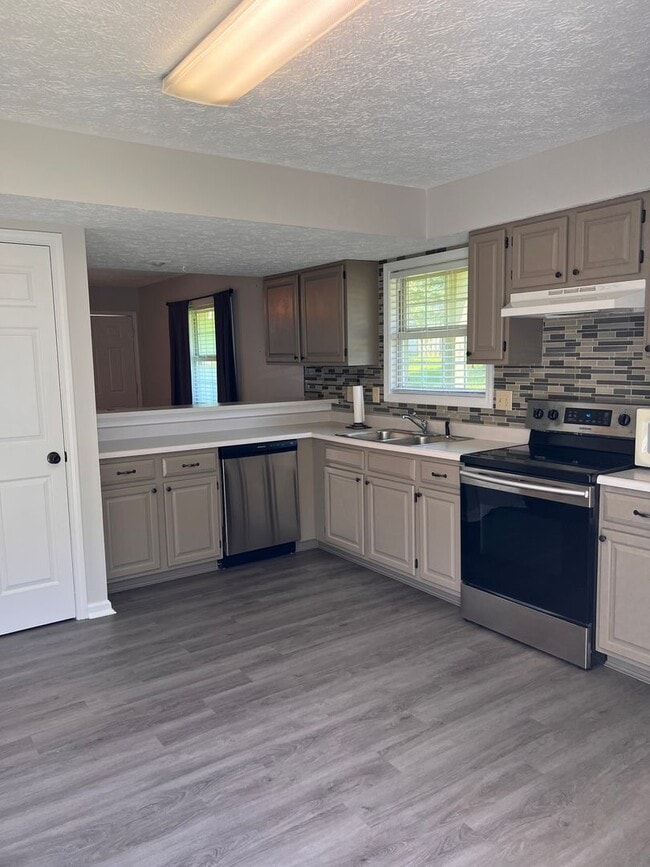 626 E Sherwood Hills Dr in Bloomington, IN - Building Photo - Building Photo