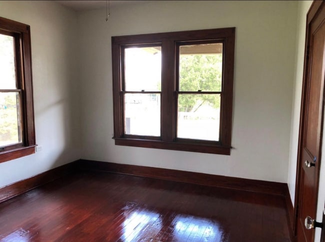 8153 River Dr in Houston, TX - Building Photo - Building Photo