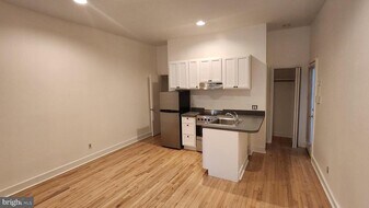 459 M St NW in Washington, DC - Building Photo