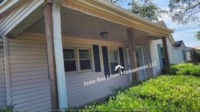 1154 Hermitage Dr in Florence, AL - Building Photo - Building Photo