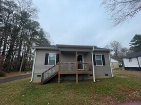 1916 Winget St in Gastonia, NC - Building Photo