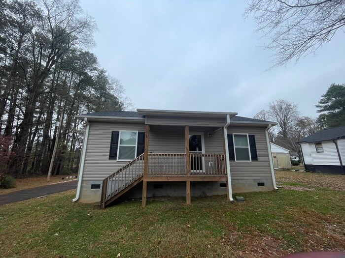 1916 Winget St in Gastonia, NC - Building Photo