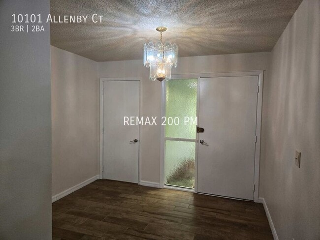 10101 Allenby Ct in Orlando, FL - Building Photo - Building Photo