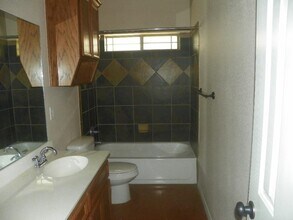 112 Sandstone Dr in Jarrell, TX - Building Photo - Building Photo