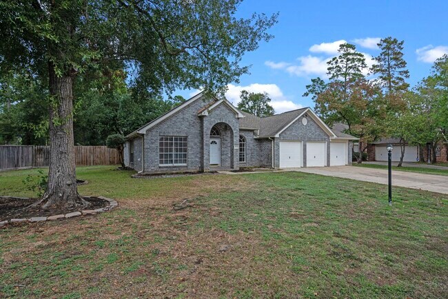 7530 Alderly Dr in Spring, TX - Foto de edificio - Building Photo