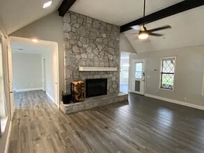 332 Cedar Dr in Columbus, MS - Building Photo - Building Photo