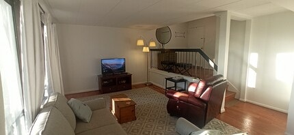 100 Roberts Ln, Unit 200 in Alexandria, VA - Building Photo - Building Photo