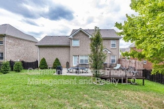 1024 Belcor Dr in Spring Hill, TN - Building Photo - Building Photo