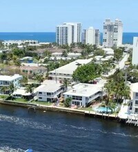 999 S Riverside Dr in Pompano Beach, FL - Building Photo - Building Photo