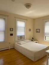 220 Broadway, Unit 1 in Cambridge, MA - Building Photo - Building Photo
