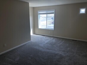 704-726 26 St NW in Mandan, ND - Building Photo - Building Photo