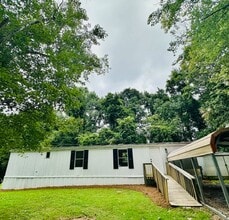 412 Clark Rd in Wilkesboro, NC - Building Photo - Building Photo
