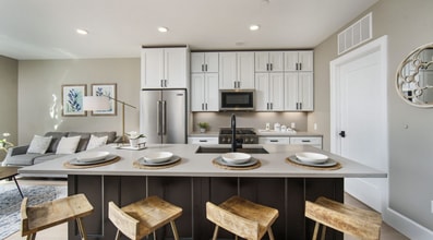 350 Oliver Ave, Unit 903 in Pittsburgh, PA - Foto de edificio - Building Photo