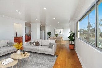 101 California Ave, Unit 202 in Santa Monica, CA - Foto de edificio - Building Photo