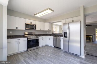 15014 Courtland Pl in Laurel, MD - Building Photo