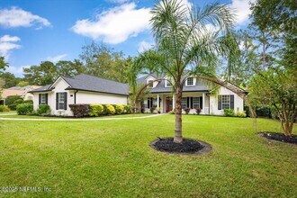 577 Golden Links Dr in Orange Park, FL - Building Photo - Building Photo