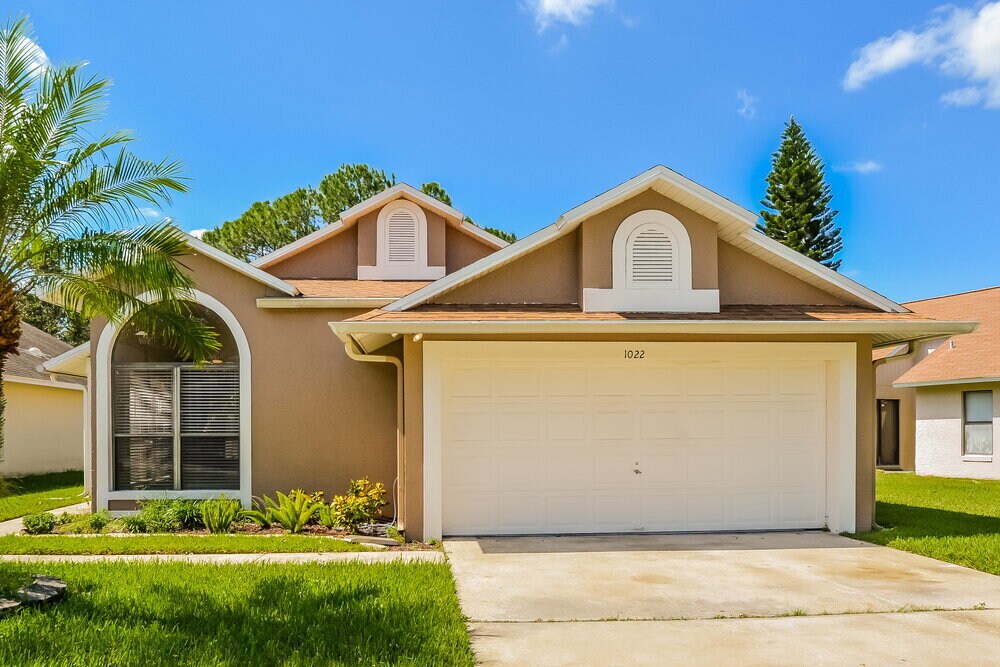 1022 Henson Ct in Oviedo, FL - Building Photo