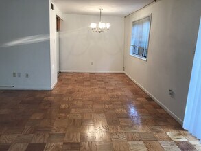 10400 Rockville Pike in North Bethesda, MD - Foto de edificio - Building Photo