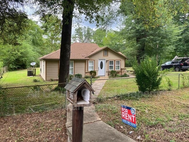 property at 3115 Parkwood Rd