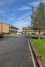 Blue Sky Ranch in Big Spring, TX - Foto de edificio - Building Photo