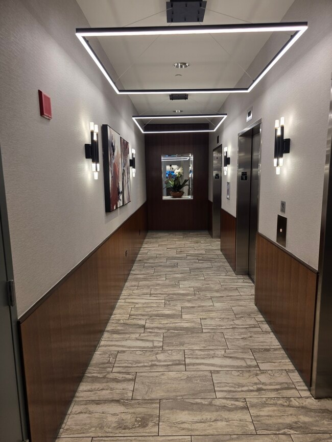 701 S Wells St, Unit 1403 in Chicago, IL - Building Photo - Building Photo