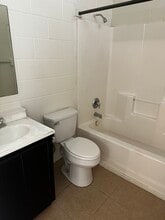 Comal Apartments in New Braunfels, TX - Foto de edificio - Building Photo