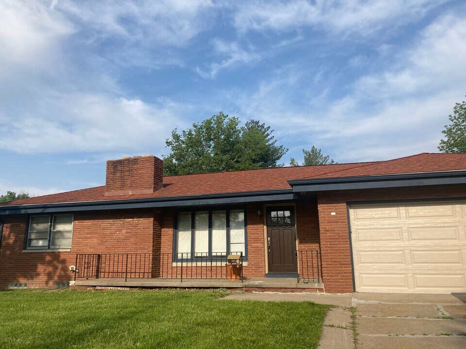 5110 SW 18th St in Des Moines, IA - Building Photo