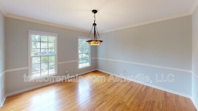 15 Collenwood Rd in Arden, NC - Building Photo - Building Photo