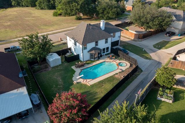 property at 994 Regency Dr