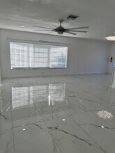 1848 NW 55th Ave in Lauderhill, FL - Building Photo - Building Photo