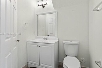 5090 SW 136th Ave in Miramar, FL - Building Photo - Building Photo