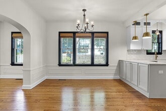 426 Wilcox Ave in Kirkwood, MO - Building Photo - Building Photo
