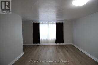 2991 Islington Ave. in Toronto, ON - Building Photo - Building Photo