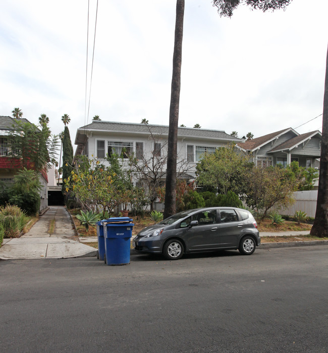 1830 Franklin Ave in Los Angeles, CA - Building Photo - Building Photo