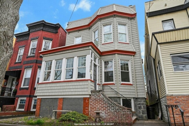 property at 158 Edgar St