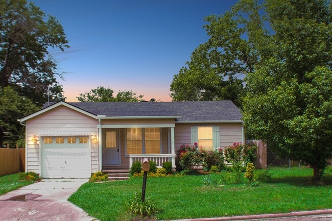 property at 210 E 12th Pl