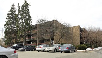 Hillcrest Arm Apartments