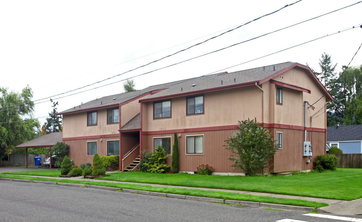 1601-1607 Bonney Ave in Sumner, WA - Building Photo