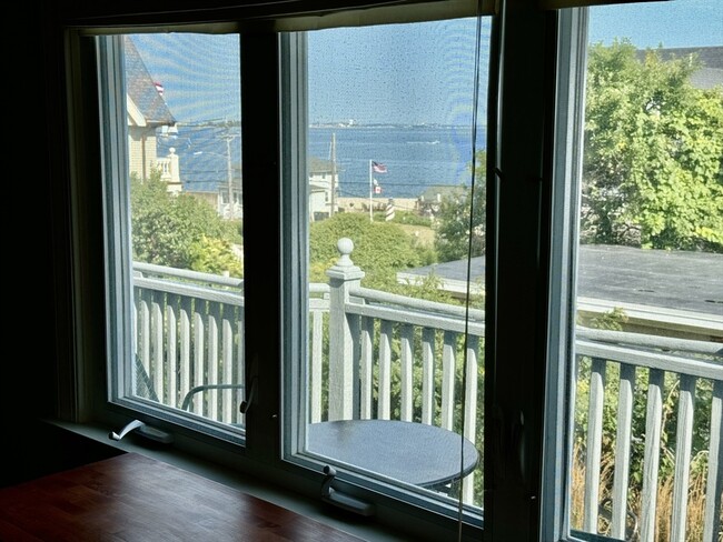 10 Glover Ave in Hull, MA - Building Photo - Building Photo