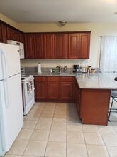 1735 King Dr, Unit Apartment in New Orleans, LA - Foto de edificio - Building Photo