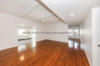 1261 Walden Ln in Tustin, CA - Building Photo - Building Photo