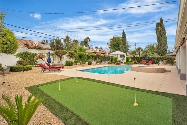 property at 2100 Westlund Dr