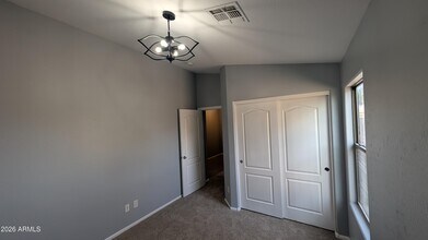 45 W Gold Dust Way in San Tan Valley, AZ - Building Photo - Building Photo