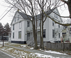 1927 60th St in Kenosha, WI - Foto de edificio - Building Photo