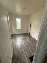 1119 Saint Vincent St, Unit 1 Fl in Utica, NY - Building Photo - Building Photo