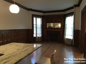 849 Beacon St, Unit 2 in Boston, MA - Foto de edificio - Building Photo