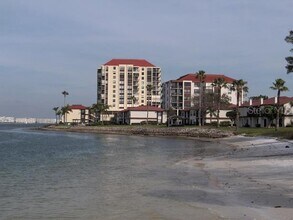 6279 Sun Blvd in St. Petersburg, FL - Building Photo - Building Photo