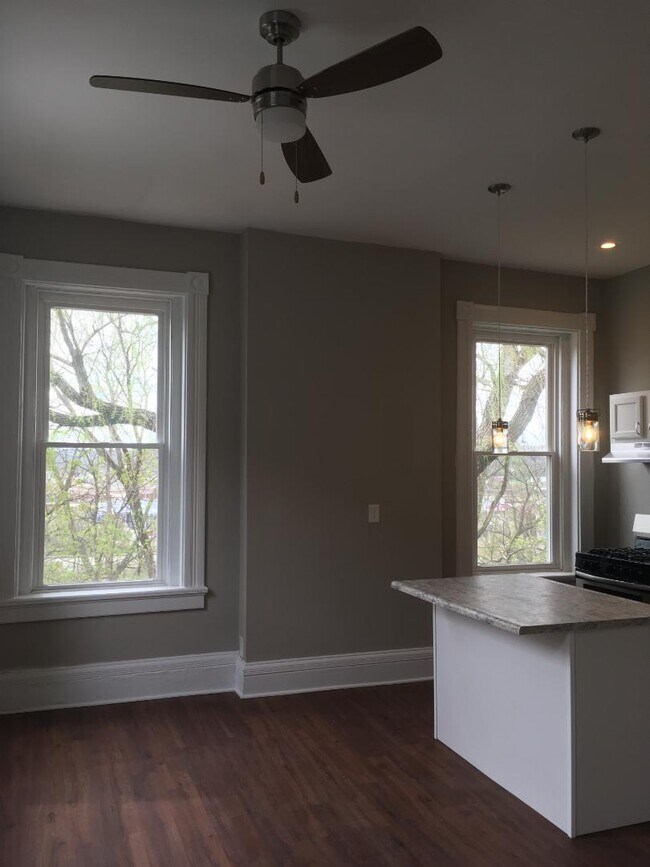 2341 W McMicken Ave in Cincinnati, OH - Building Photo - Building Photo