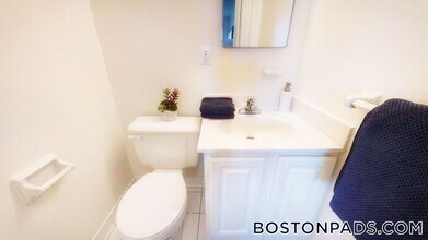 175 Freeman St in Brookline, MA - Foto de edificio - Building Photo