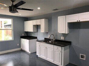 1804 Garden St in Austin, TX - Building Photo - Building Photo